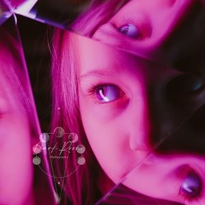 Meet your Posher, Holly